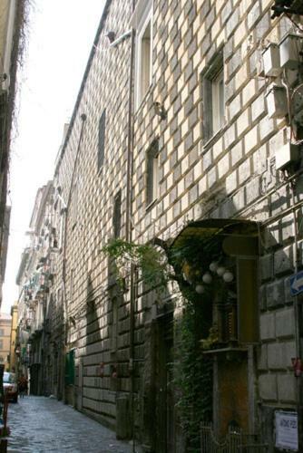 Отель Palazzo Diomede Carafa #3 Неаполь Экстерьер фото
