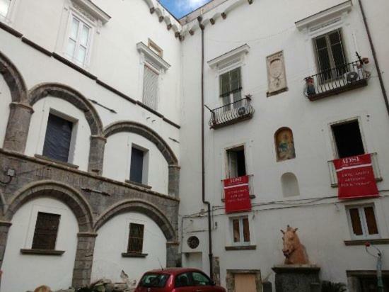 Отель Palazzo Diomede Carafa #3 Неаполь Экстерьер фото