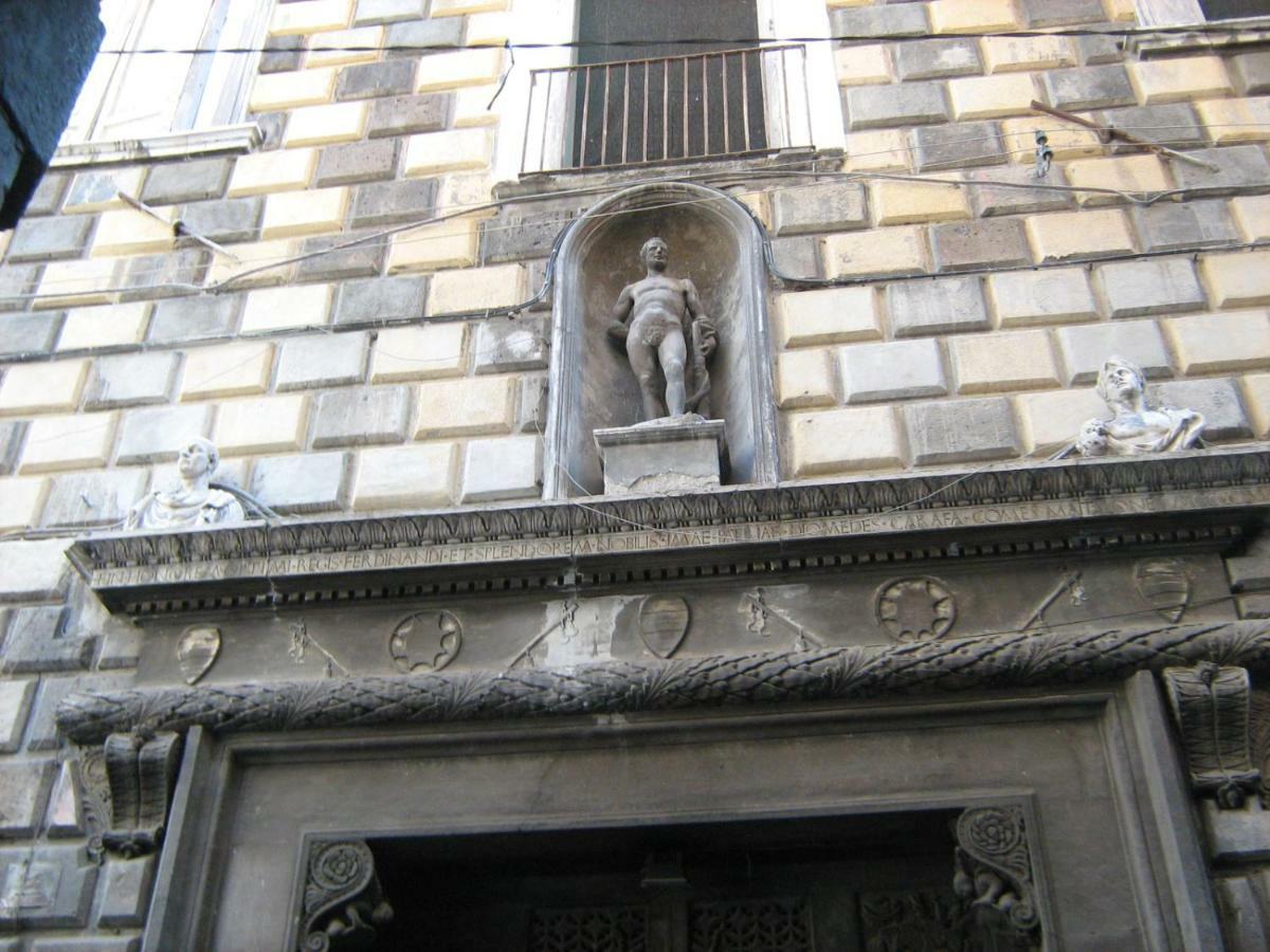 Отель Palazzo Diomede Carafa #3 Неаполь Экстерьер фото